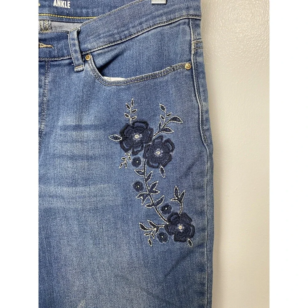 Lee Blue Jeans Women's 32 Sculpting Slim Fit Ankle Jegging Mid Rise Embroidered